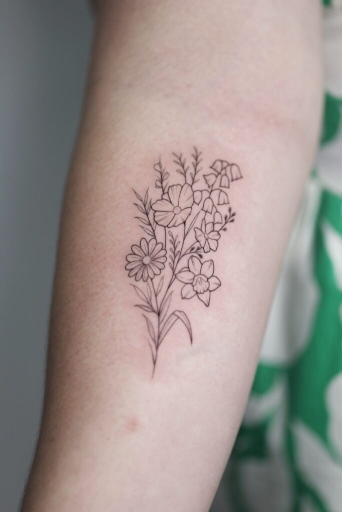 Mantle Tattoo_downtown Los Angeles_minimalist_bouquet