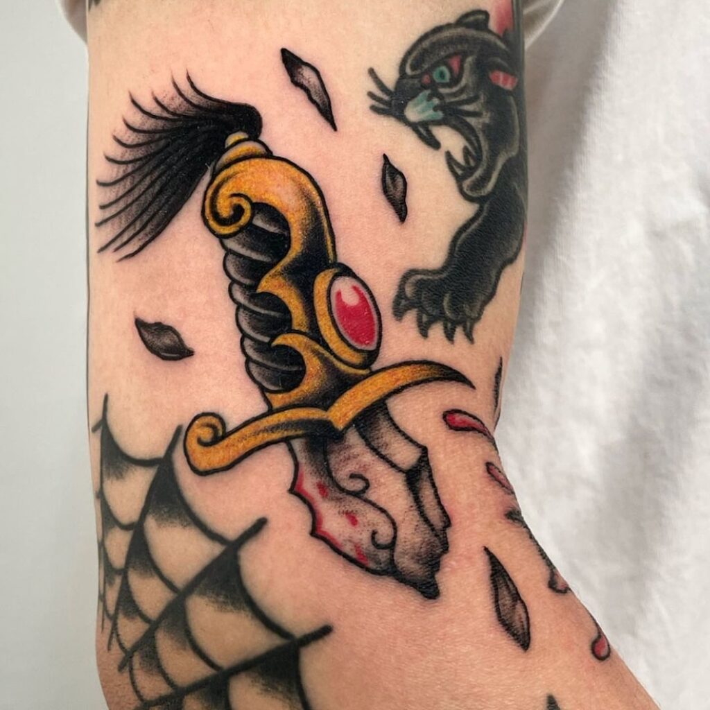 MantleTattoo_Los Angeles_traditional_dagger tattoo